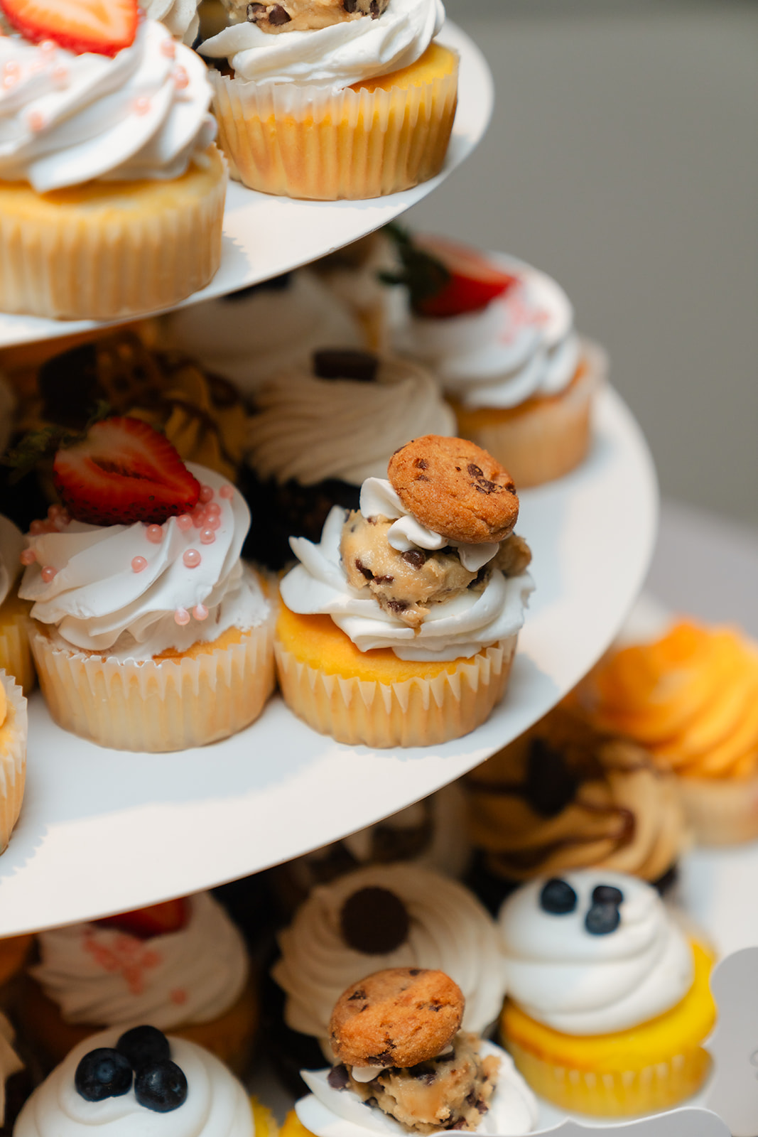 fun wedding cupcakes