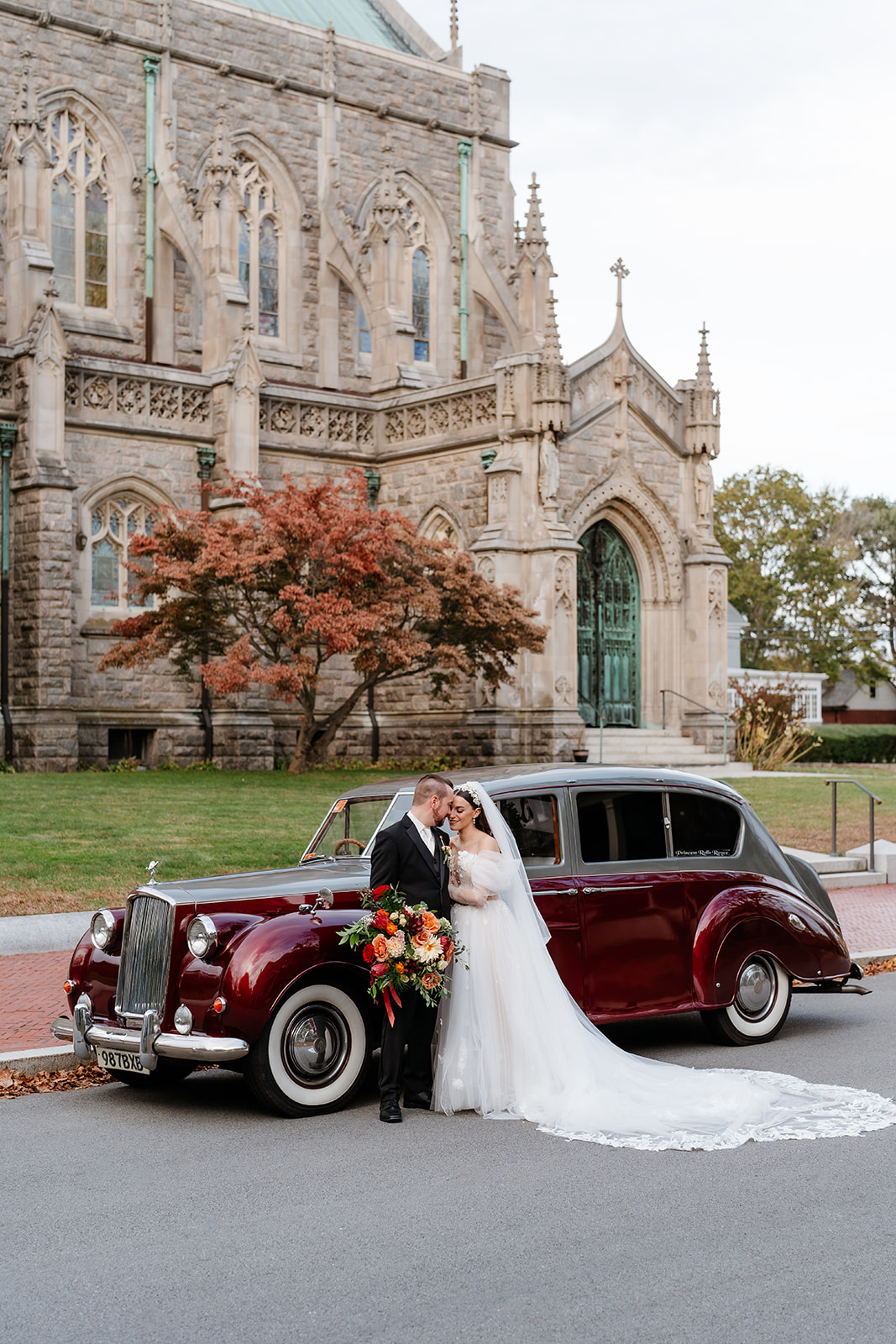 bride and groom in Massachusetts  for a fall wedding