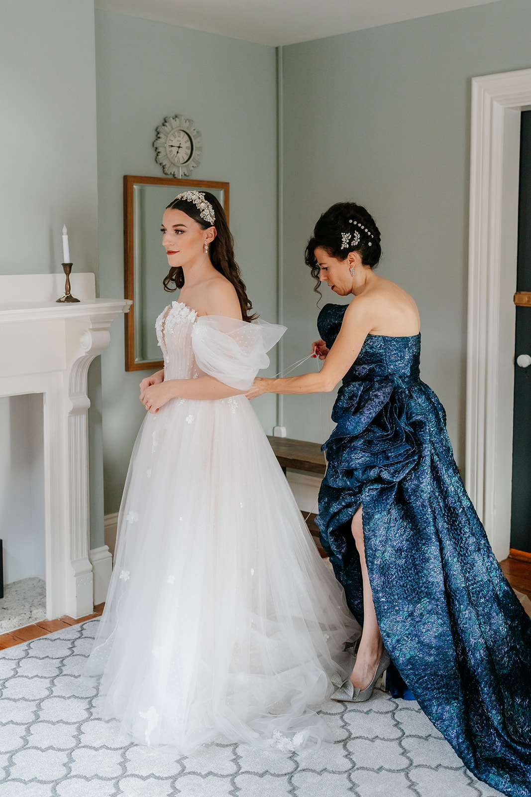 bride and bride's mother getting ready