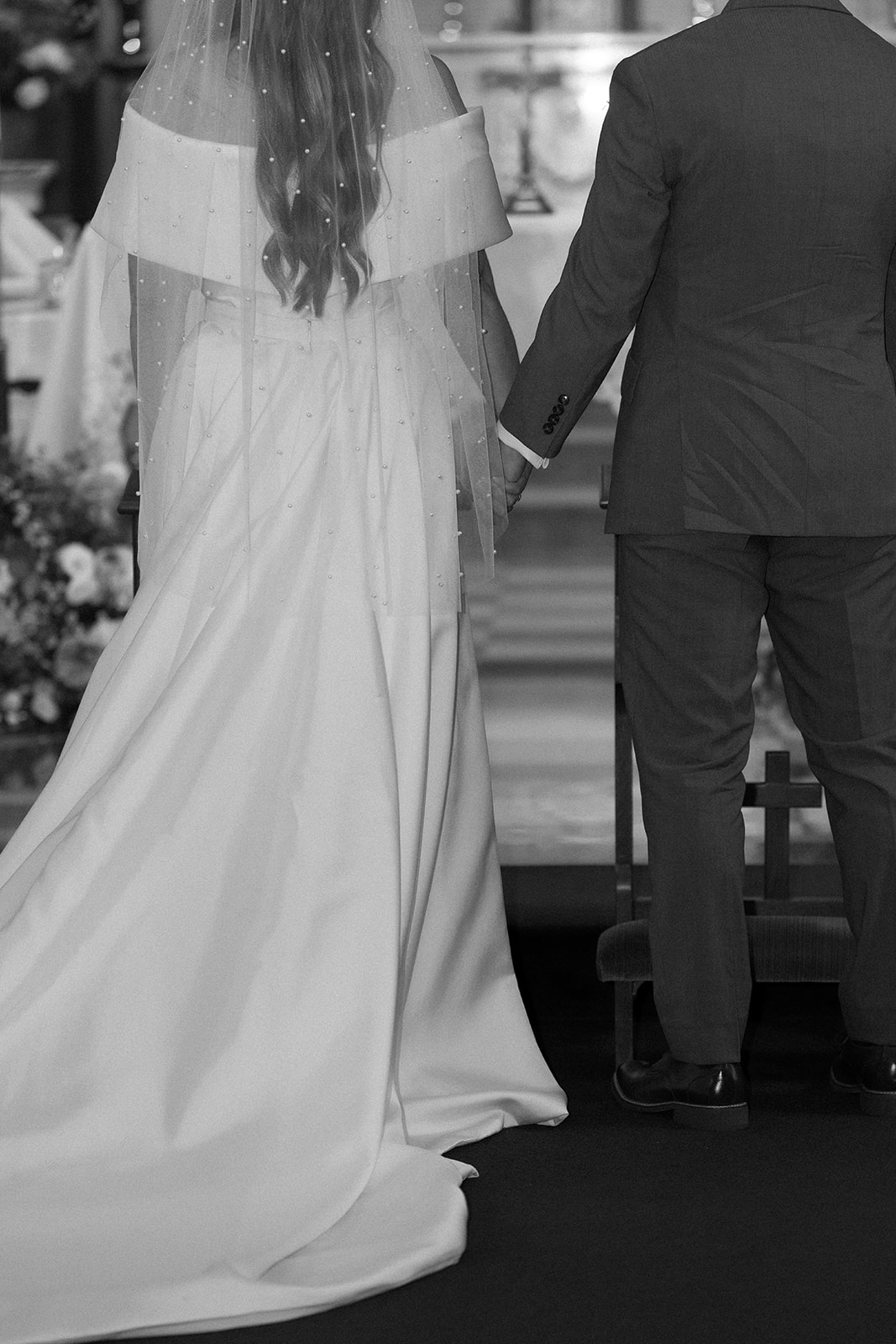 timeless wedding photo during wedding ceremony