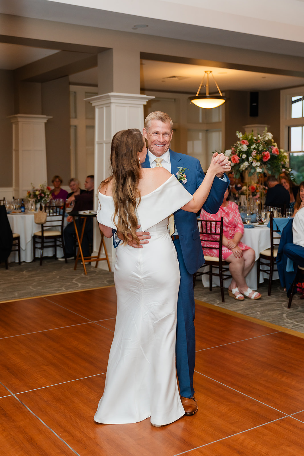 parent dance of bride and father of the bride